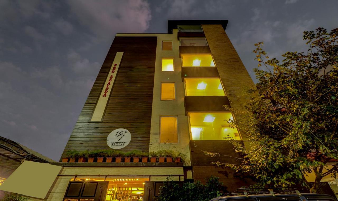 Treebo Trend Hotel 12 Degrees West Domlur Bangalore Exterior foto